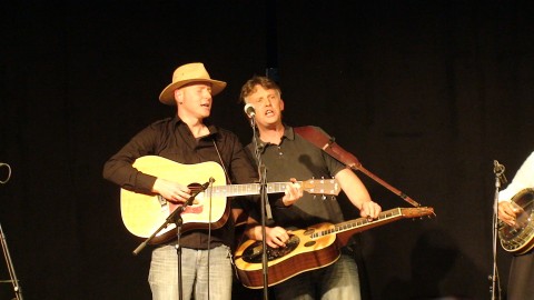 Martin Gross et son guitariste chanteur Mathias